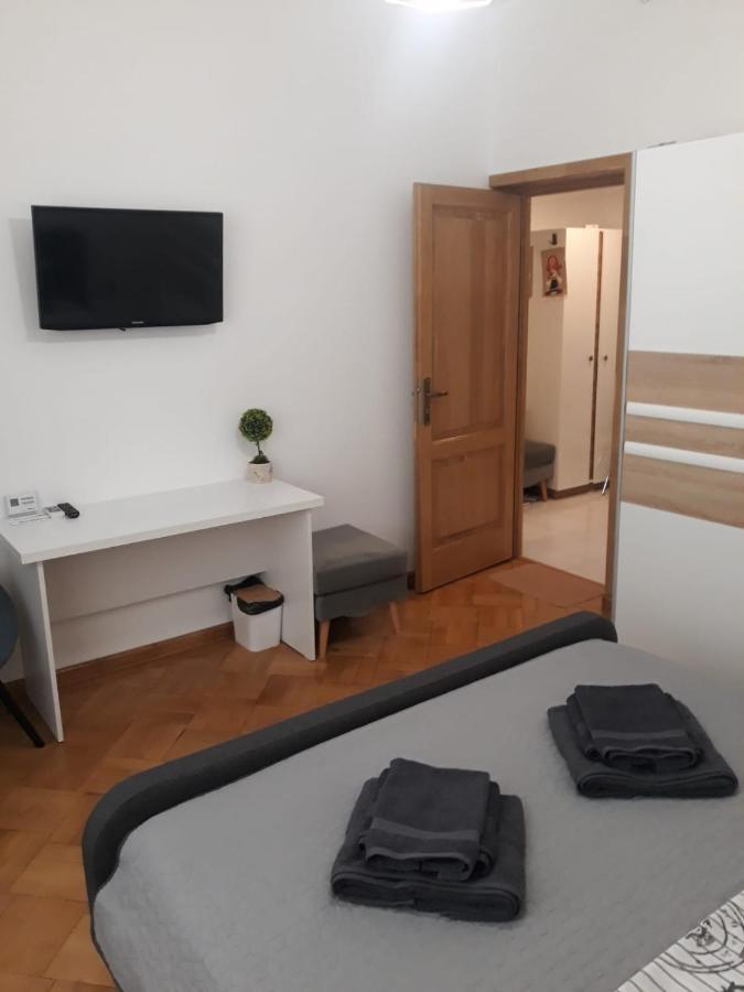 Nice Studio In Old Town Bucareste Exterior foto
